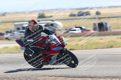media/Oct-14-2023-TrackXperience (Sat) [[0517685739]]/Level 1/session 5 turn 12/
